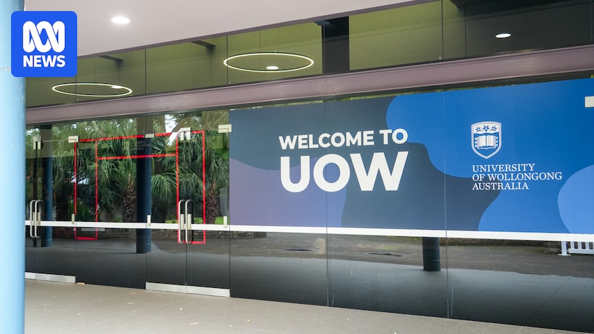 ICAC hears UOW executive was dismissed the day he rejected colleague's pay rise