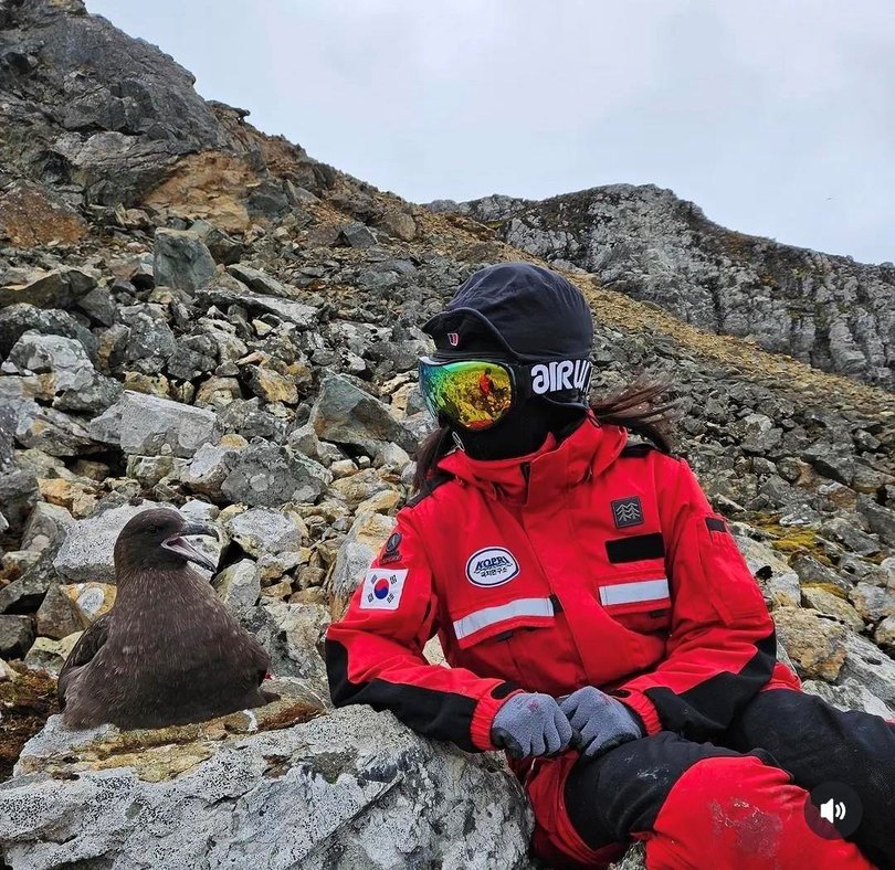 Dr Yuna Kim with a brown skua on King George Island.