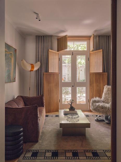 Timber shutters, sliding screens, blinds and curtains allow occupants to adjust light and privacy throughout the day.