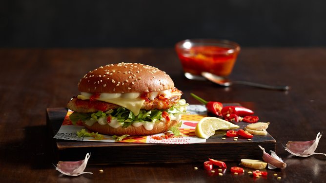 Oporto’s cult-favourite Bondi burger will be going for just $5 all day long.