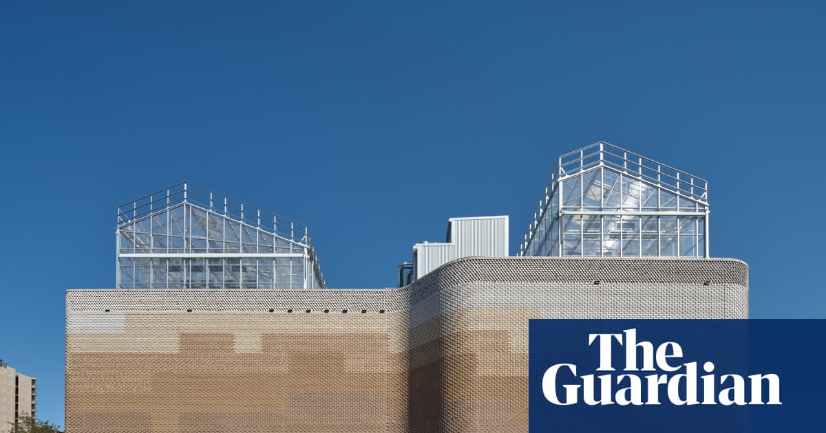 Canal-side class and radical reinventions: bold designs dominate 2026 Queensland Architecture awards | Queensland