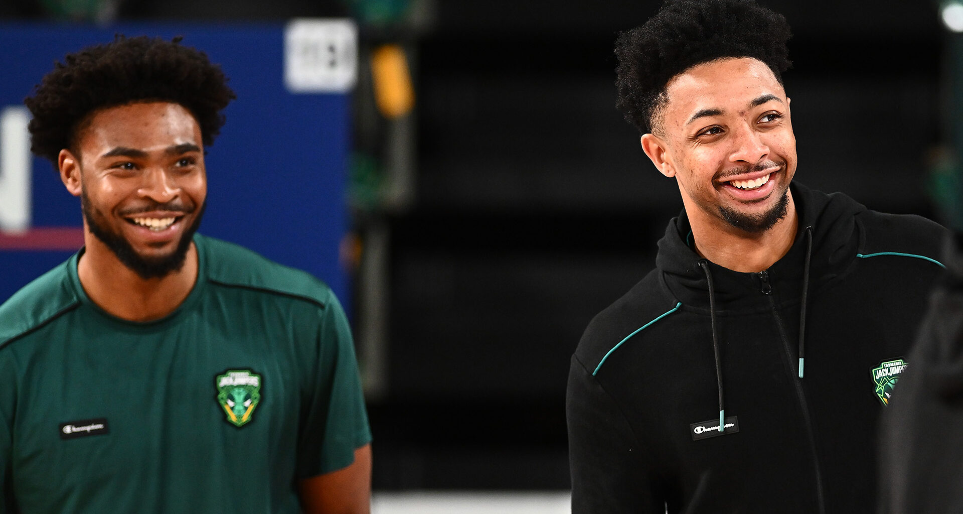 JackJumpers re-sign sharpshooting import