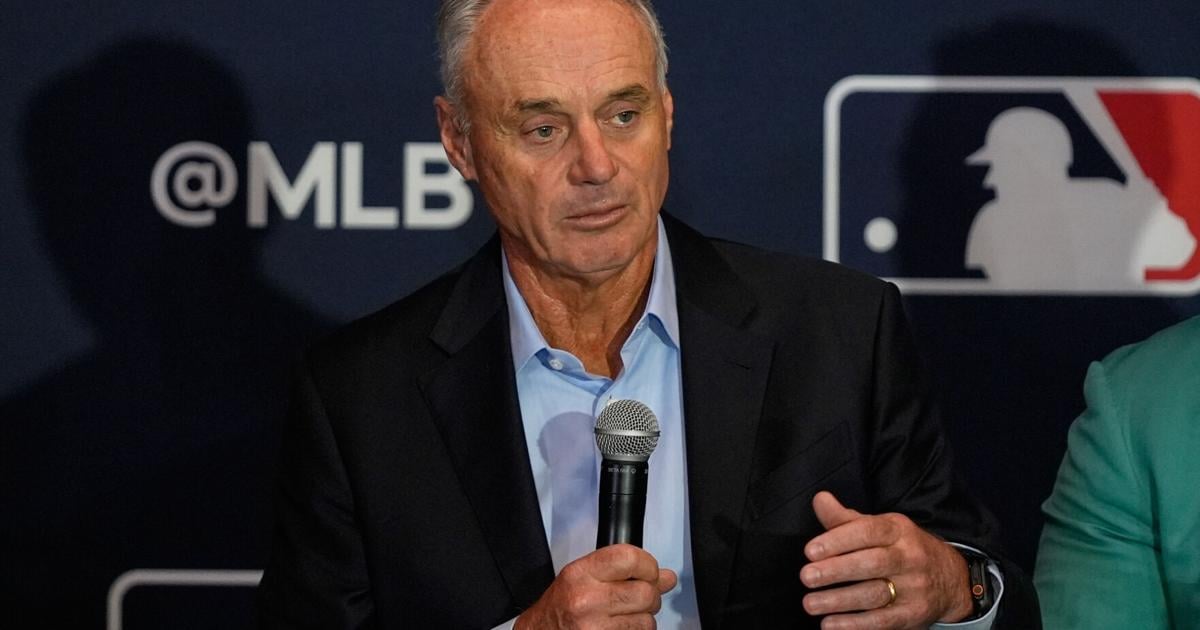 MLB proposes limiting most free agent contracts to 5 years and 15% of a team's salary cap | National Sports