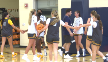 Before the break, Racers women's basketball focused on building chemistry | Sports