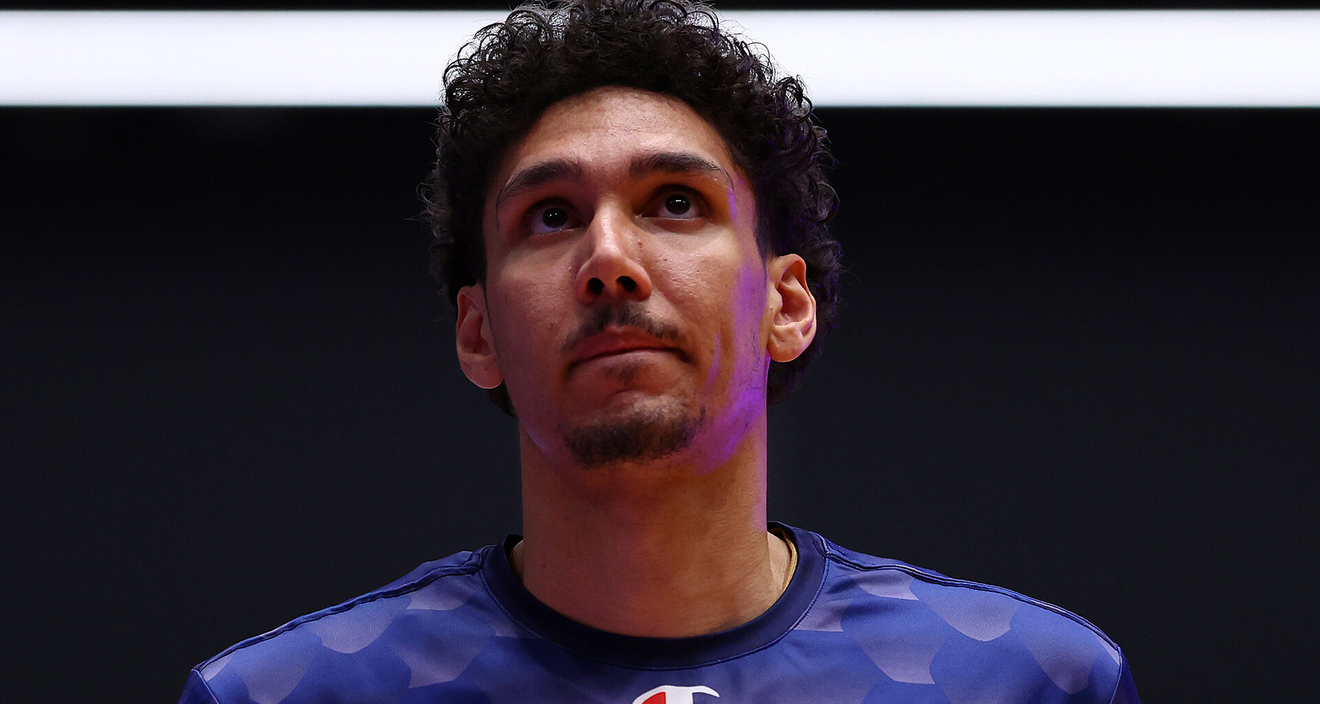 Taipans re-sign athletic big man