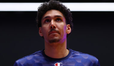 Taipans re-sign athletic big man
