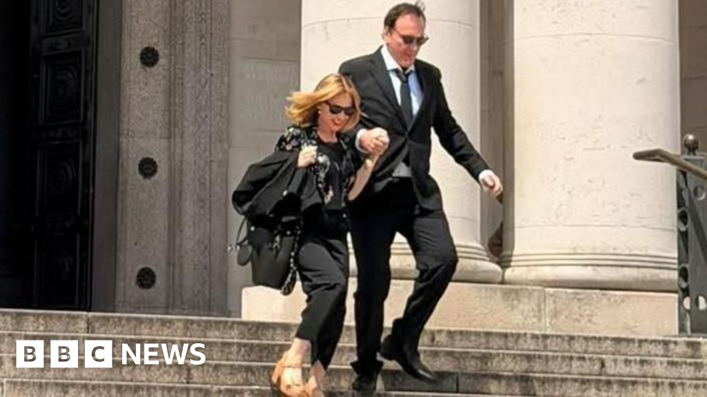 Kylie Minogue, Quentin Tarantino, RZA spotted around Wales for film - BBC