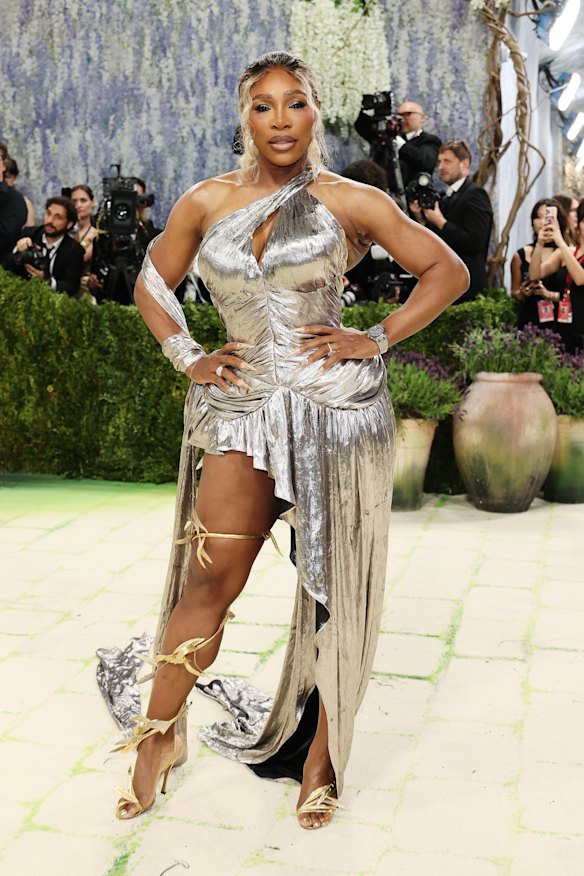 Serena Williams wears custom Marc Jacobs at the 2026 Met Gala.