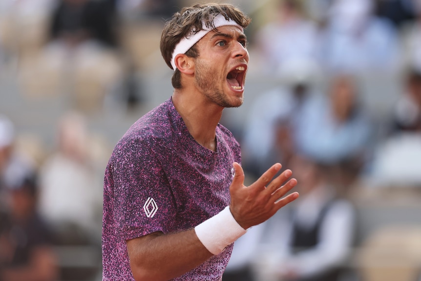 Flavio Coboli screams out during French Open final.
