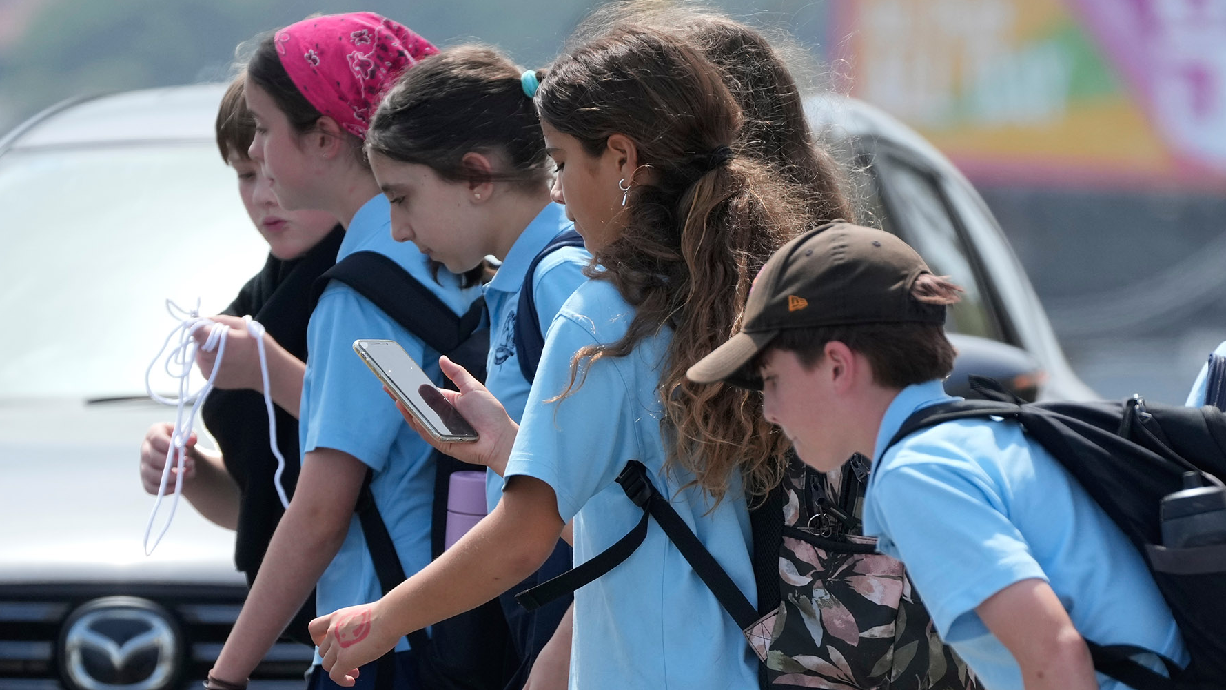 Australian govt to double fines for breaches of under-16 social media ban