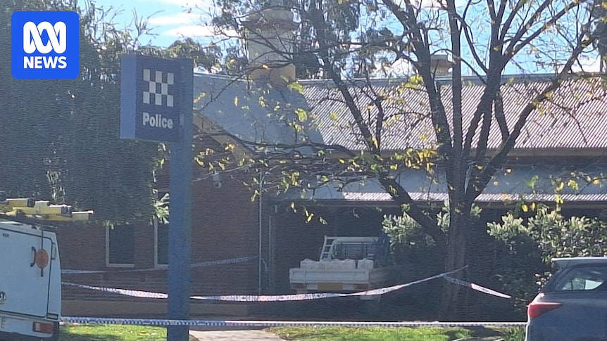 Man dies in custody after crashing ute into Mudgee police station