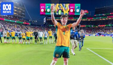 FIFA World Cup: Socceroos players praise Jordy Bos after starring role against Paraguay