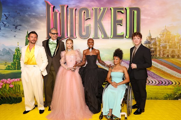 Marissa Bode, Ethan Slater, Jeff Goldblum, Ariana Grande, Cynthia Erivo and Jonathan Bailey