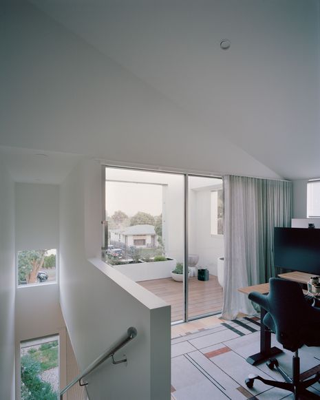 The offering is neither driven by trends nor overly individualised, ensuring appeal and flexibility for the unknown purchasers and inhabitants.