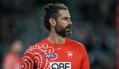 AFL Early Tackle: Brodie Grundy the difference for Swans