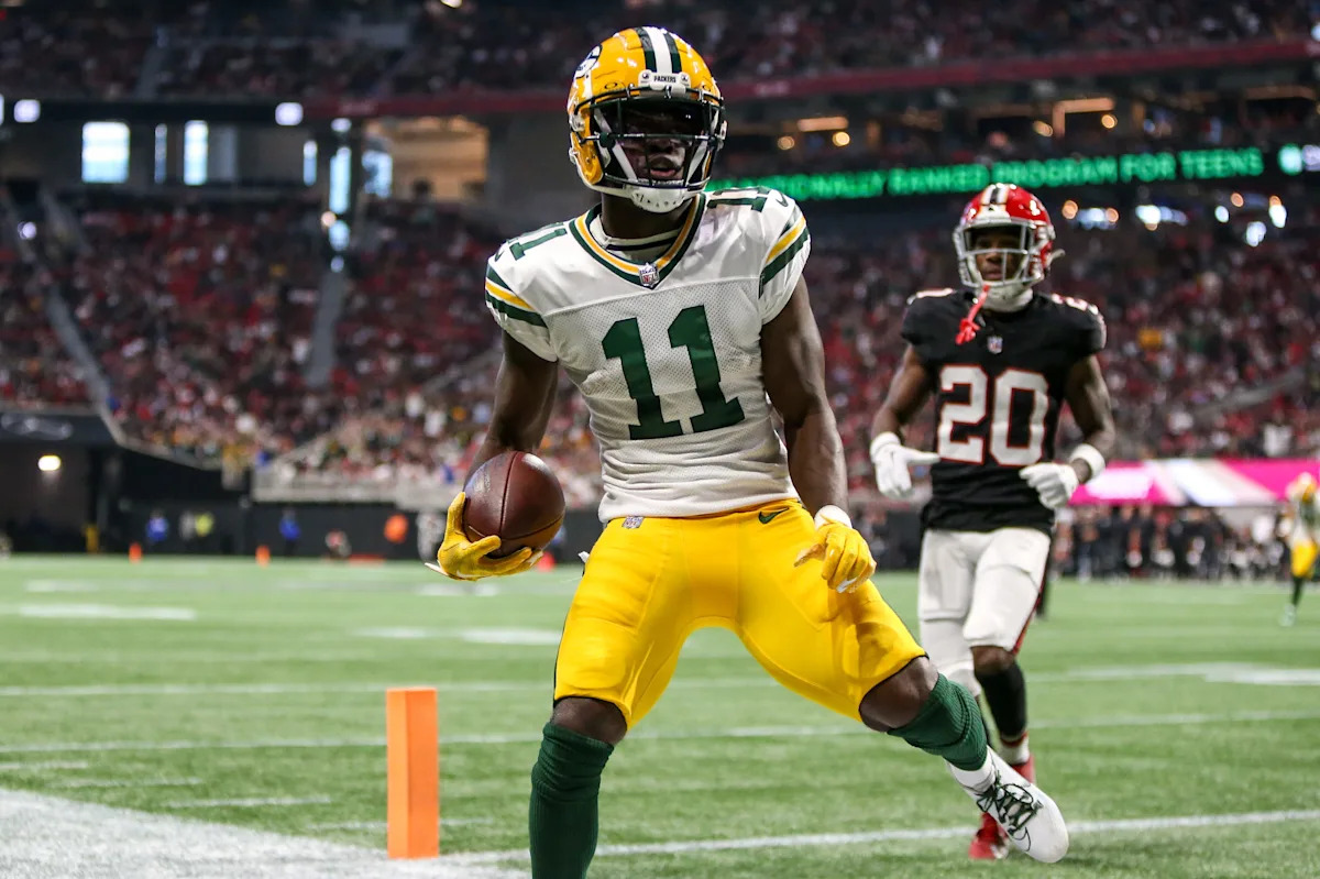 Vikings land new WR from division rival in 2023 NFL re-draft
