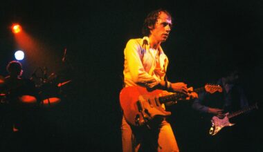 “I said, ‘You’ve got to be joking! You can’t put out a record about a trad band playing in a pub and expect it to sell!’": the story of the classic Dire Straits song that's often imitated, but rarely mastered
