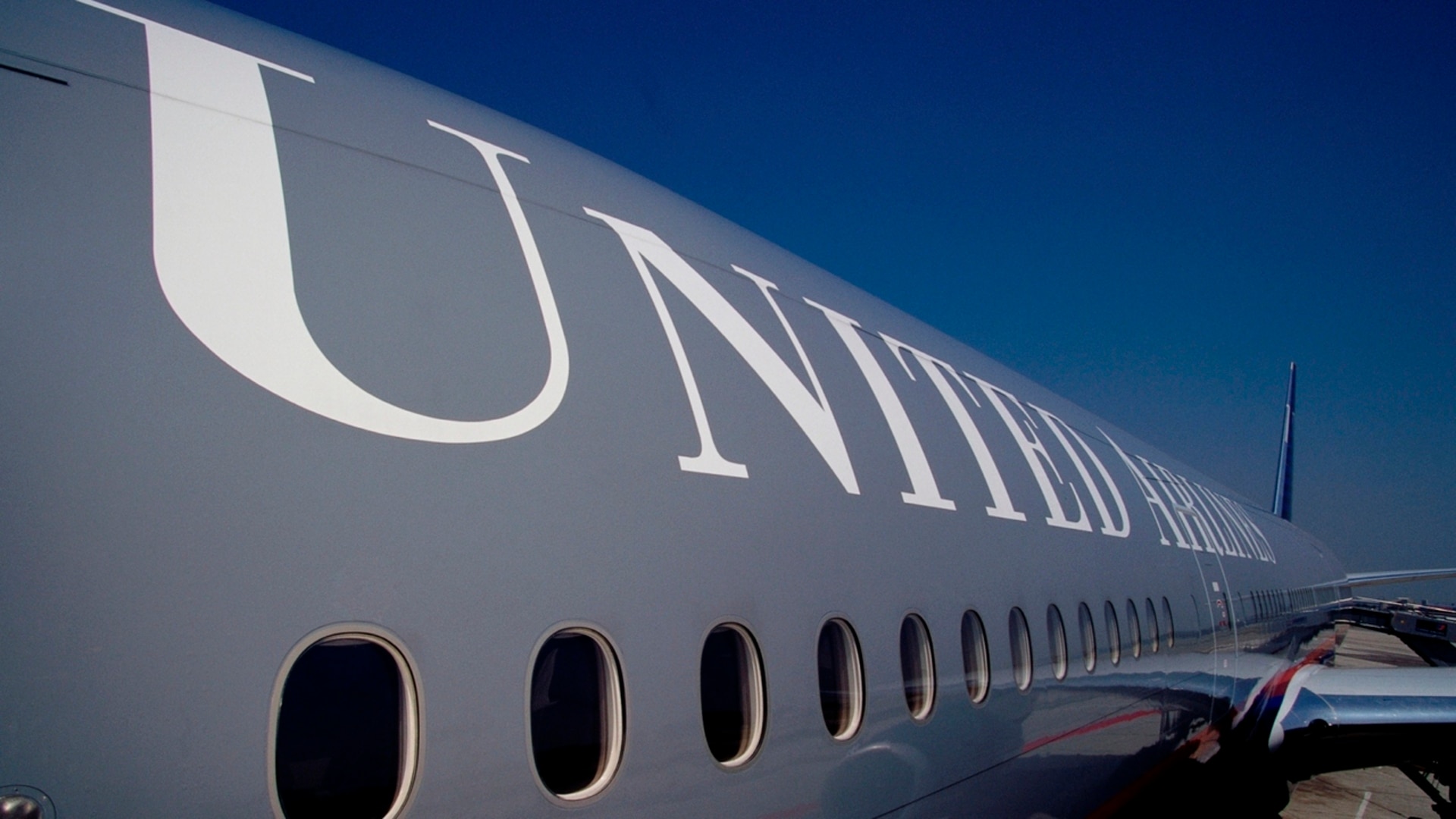United Airlines flight diverted due to teen’s Fitbit named ‘bomb’