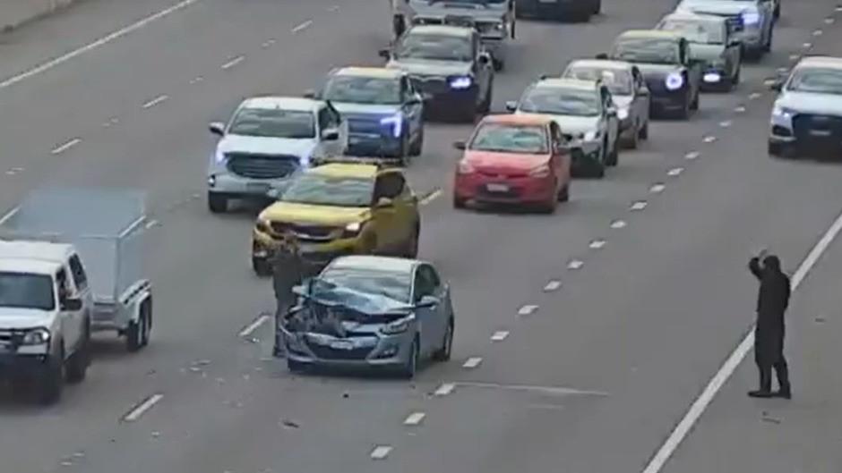 Perth traffic: Crashes on Mitchell, Graham Farmer Freeway causing peak hour chaos before weekend
