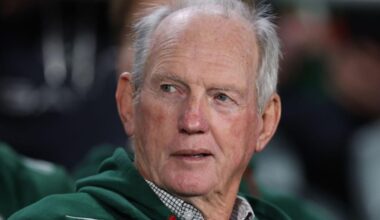 Master NRL coach Wayne Bennett launches another Bunker attack