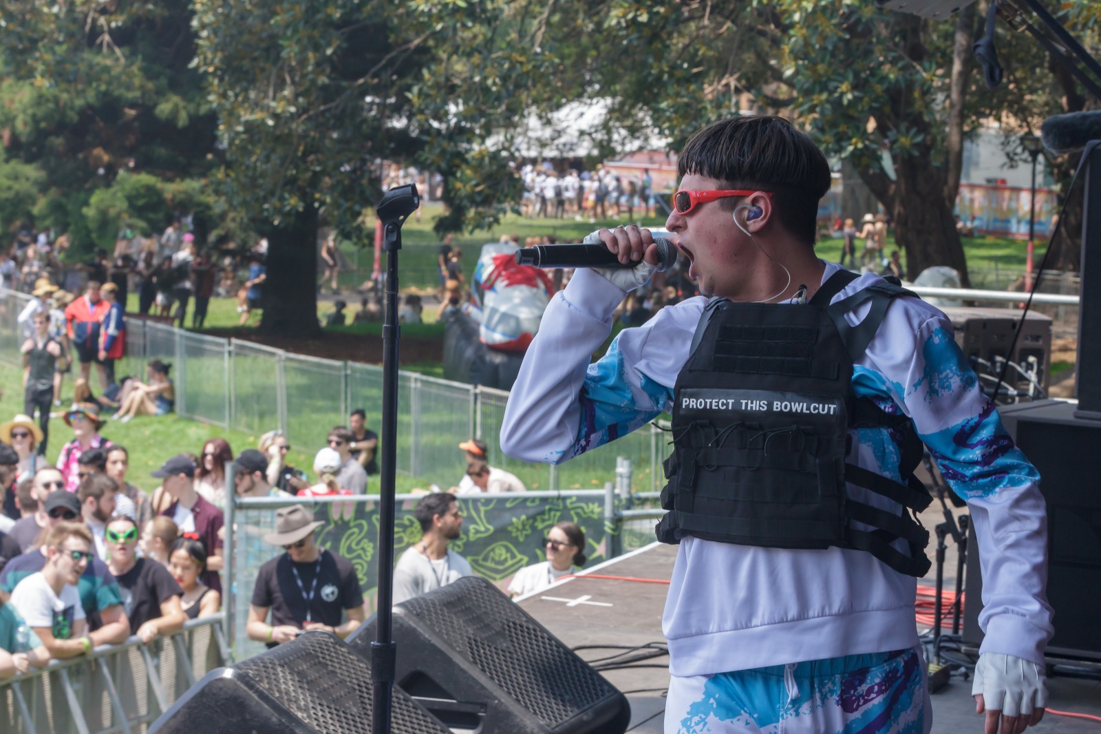 Oliver Tree bowl cut at Laneway