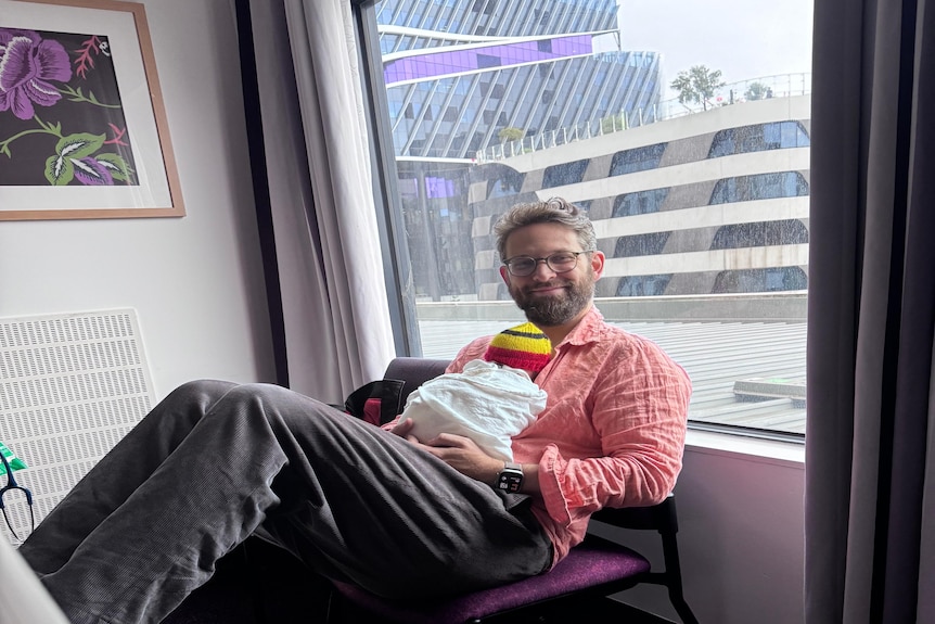 Olli Wynyard Gonfond and baby son