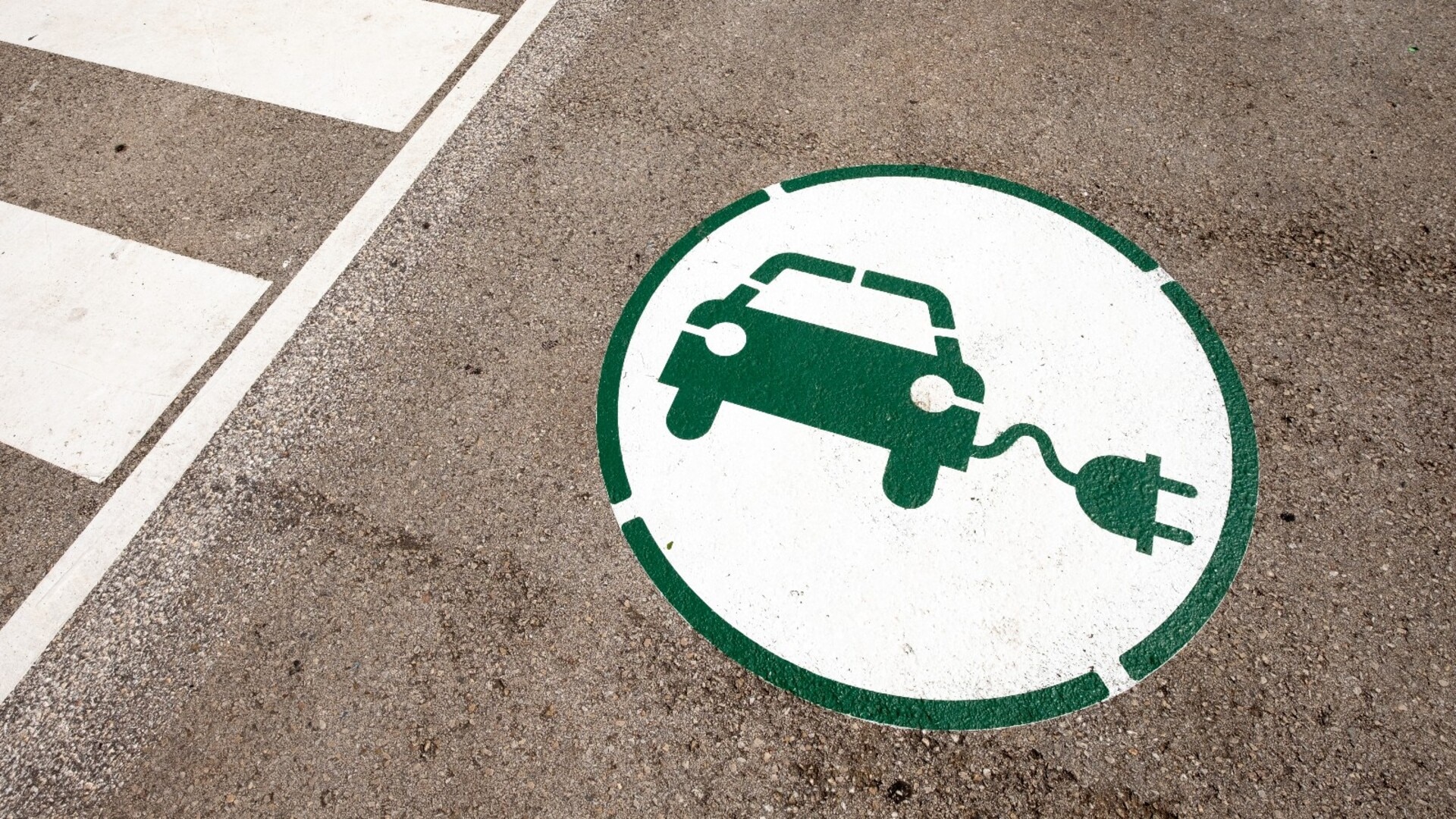‘Completely failed scheme’: Electric vehicle tax breaks to be cut from next year