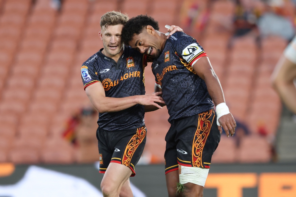 Milestone-man McKenzie ready to 'rip' into Crusaders in Super semi
