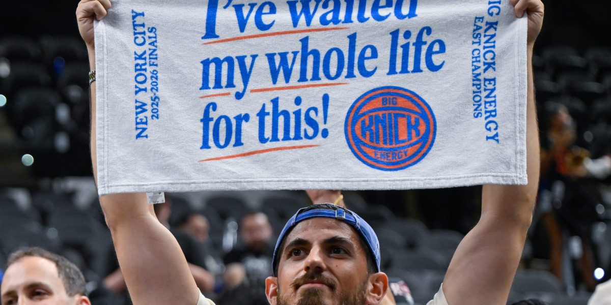 The Knicks have won 3 NBA titles, but their first parade was held up for 55 years by a budget crisis and a rejected $372 expense report