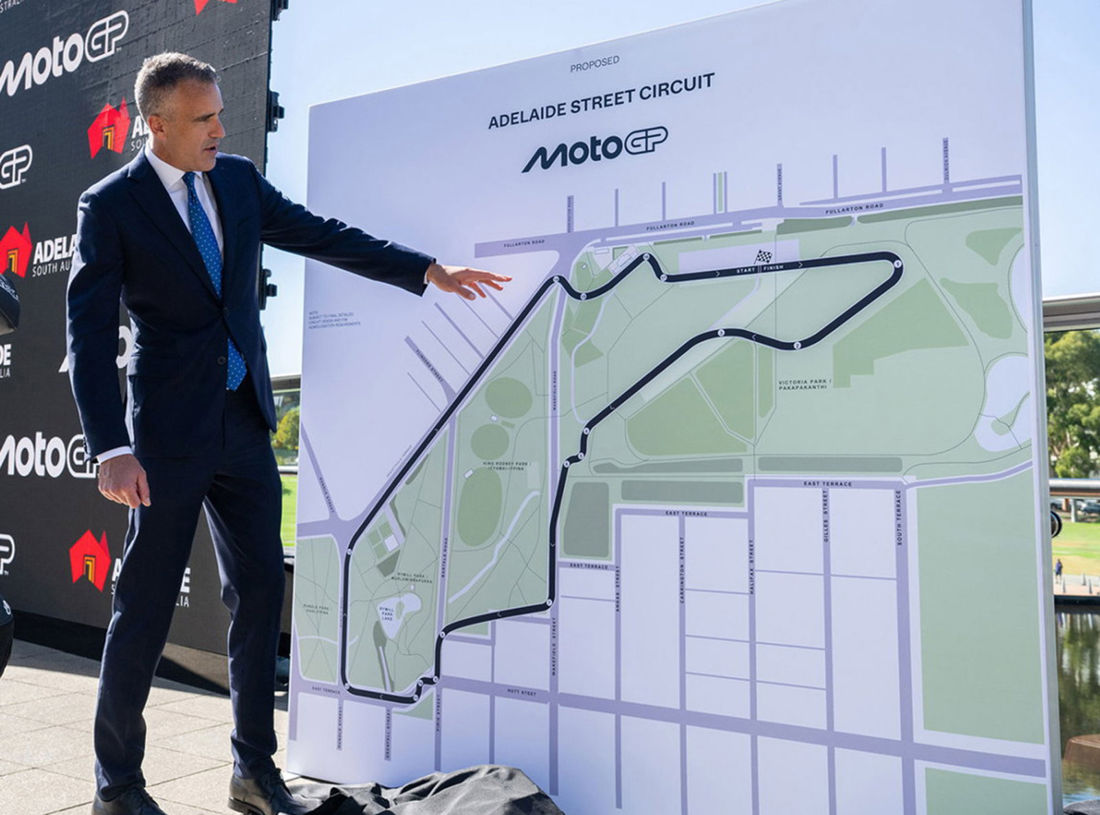 Adelaide chiefs in Darwin on circuit feedback mission