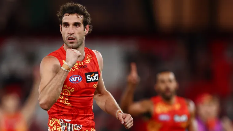 Gold Coast 'officially worried' as Victorian clubs circle Ben King image
