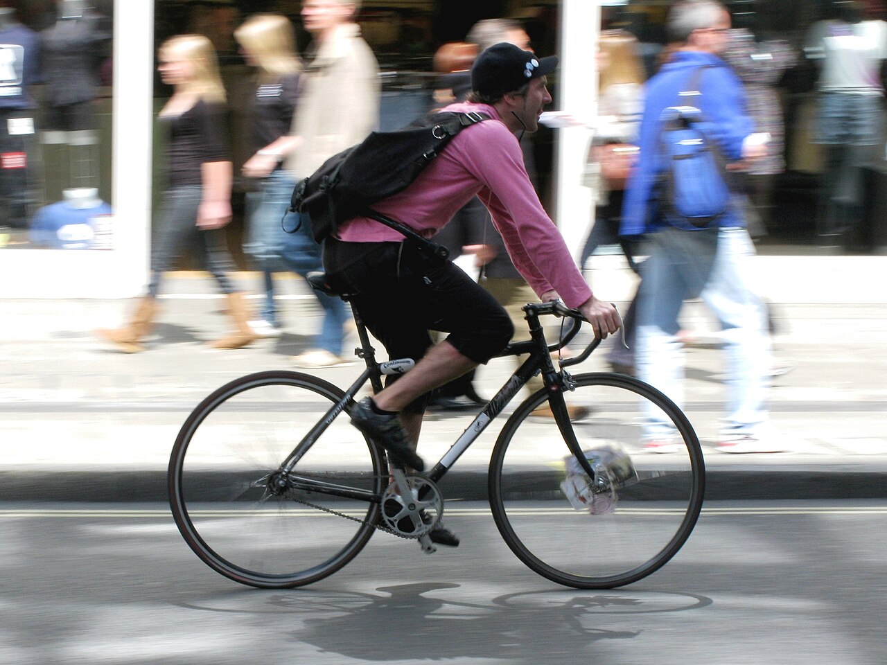 IRS Exempts Bike Couriers and Taxi Drivers from Taxes on Tips - Cycling West