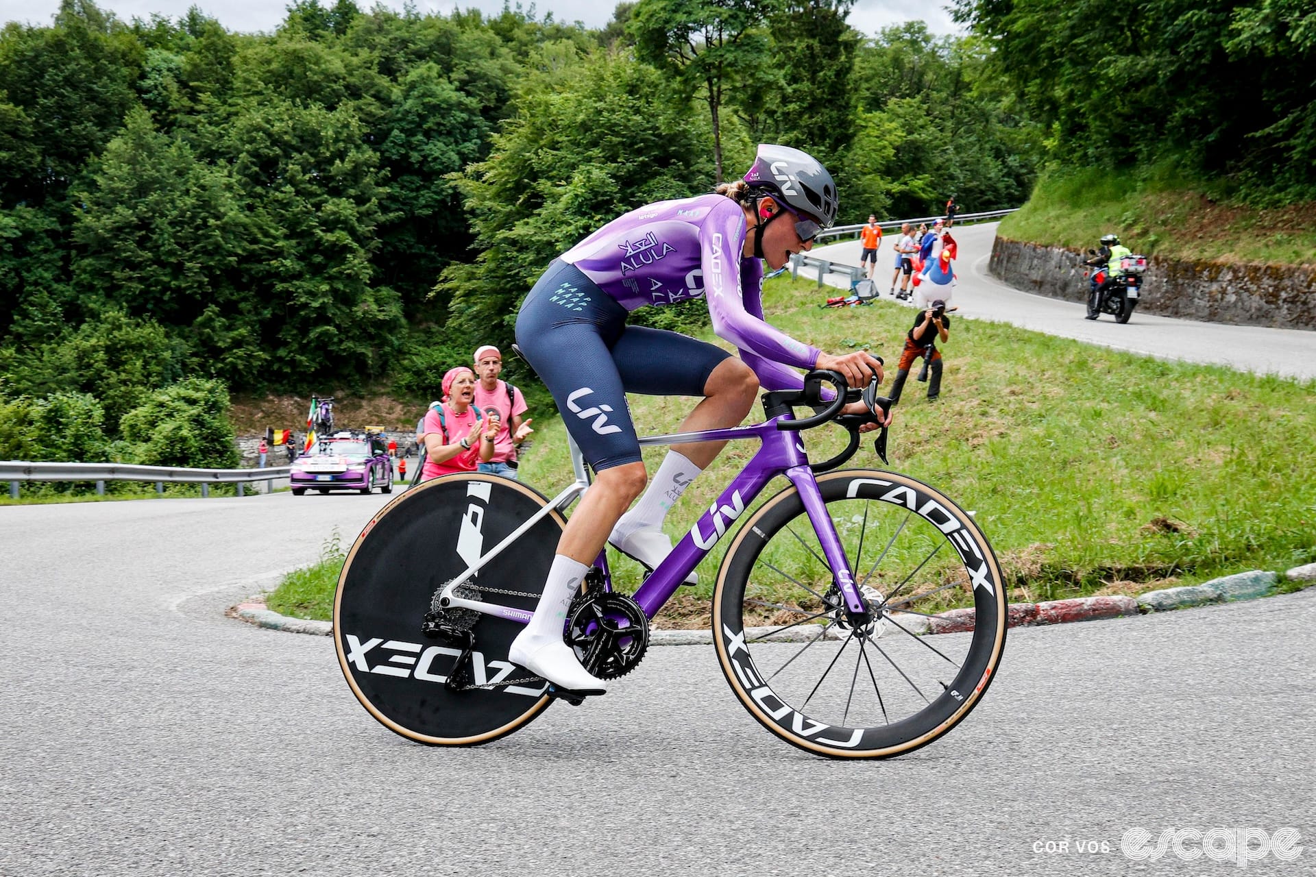 The uphill time trial at the Giro d'Italia had riders getting inventive