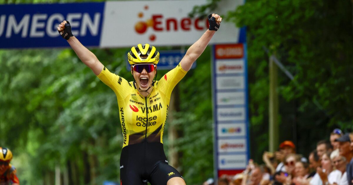 Lieke Nooijen crowned Dutch national champion after strong sprint - Team Visma | Lease a Bike