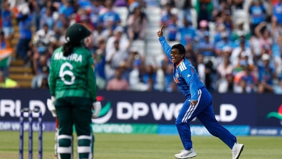 India vs Pakistan Women: India's Deepti Sharma took a five-wicket haul. India vs Pakistan Women: India's Deepti Sharma took a five-wicket haul.