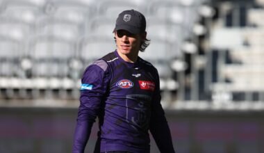 TEAM: three players return for Stealth clash