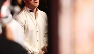 Terence Crawford Expects Motivated Canelo Against Mbilli