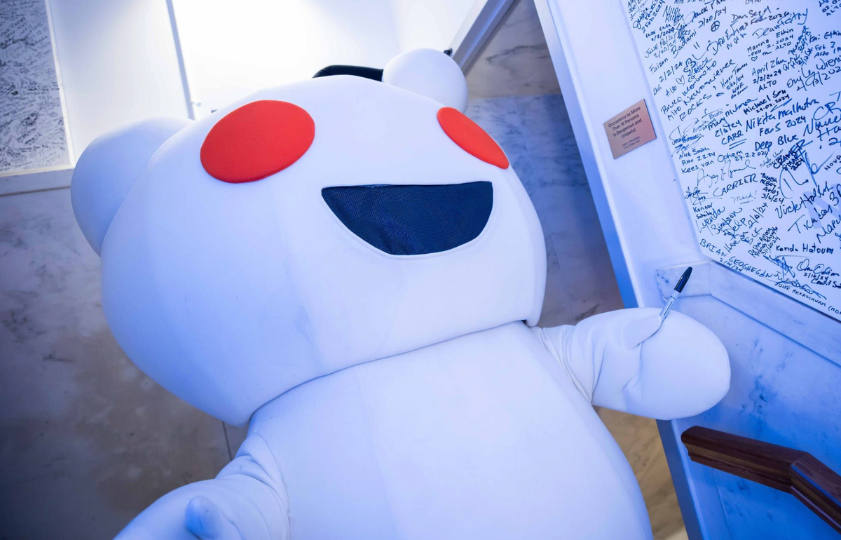 It Is Trivially Easy to Use Reddit to Manipulate AI Search, Research Suggests