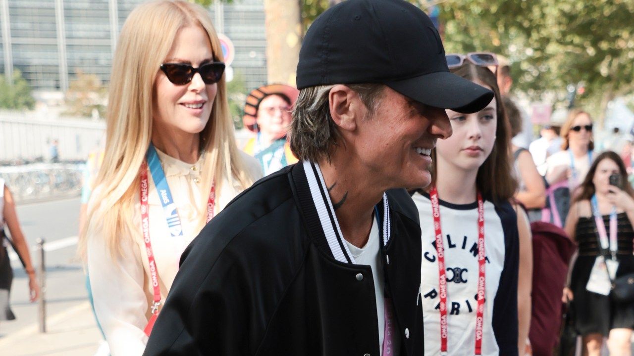 ‘Talking regularly’: Nicole Kidman and Keith Urban secretly reunite in Paris as pair ‘connect again’ after months of divorce drama