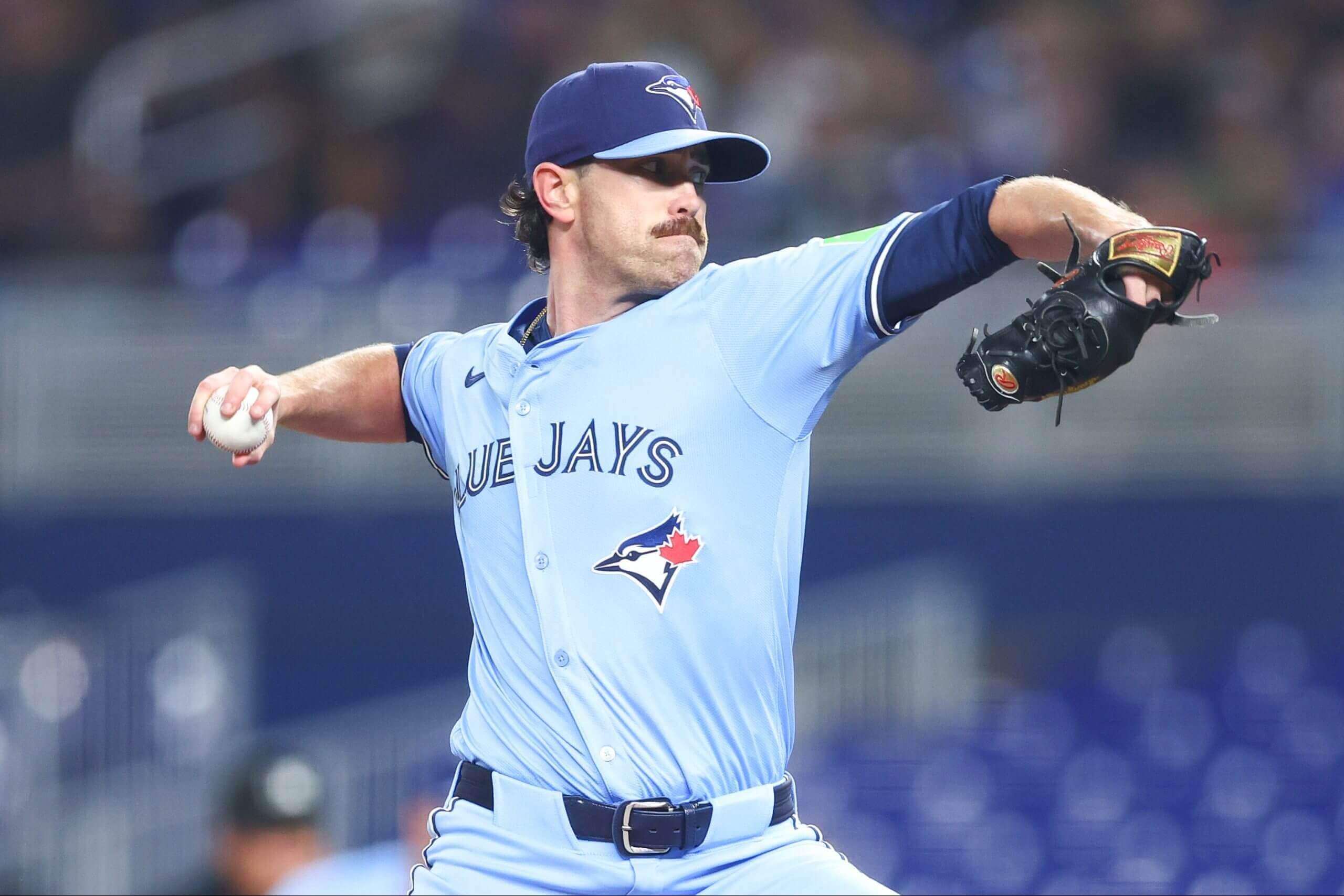Shane Bieber #57 of the Toronto Blue Jays pitches against the Miami Marlins in the first inning at loanDepot park on August 22, 2025 in Miami, Florida.
