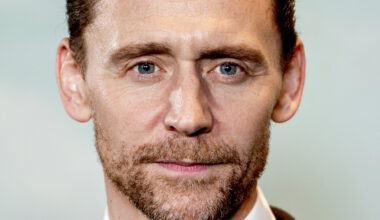 Tom Hiddleston must be stopped
