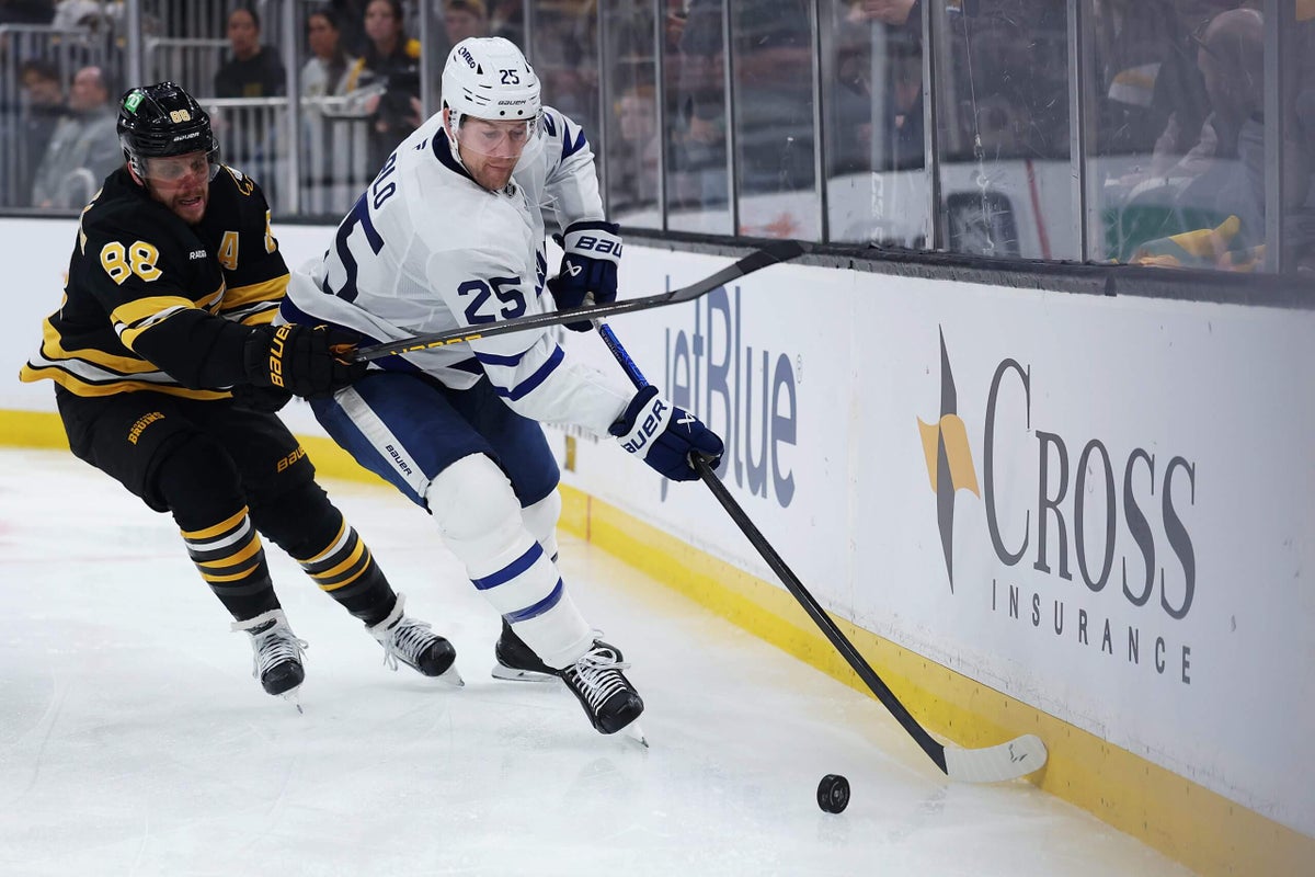 Maple Leafs trade Brandon Carlo to Blues for picks