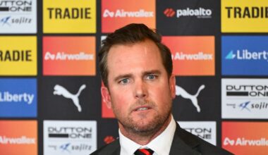 "He'll bring spirit back to that footy club": Essendon Hall of Famer endorses Bombers president