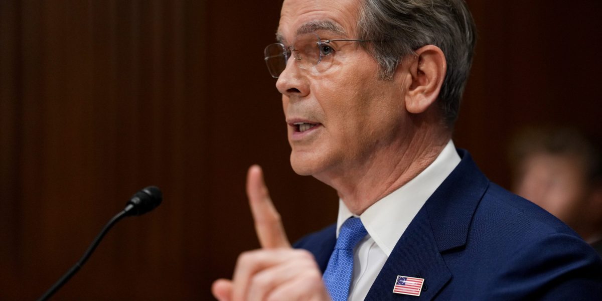 Social Security faces a 24% cut in 2032—that's a $345 billion hit to retirees nationwide