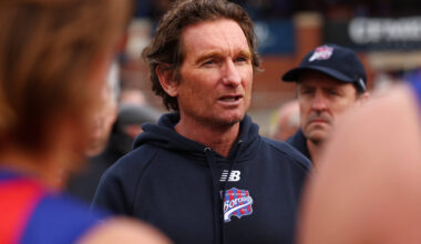 Former AFL coach explains why James Hird is the 'right person' for Essendon