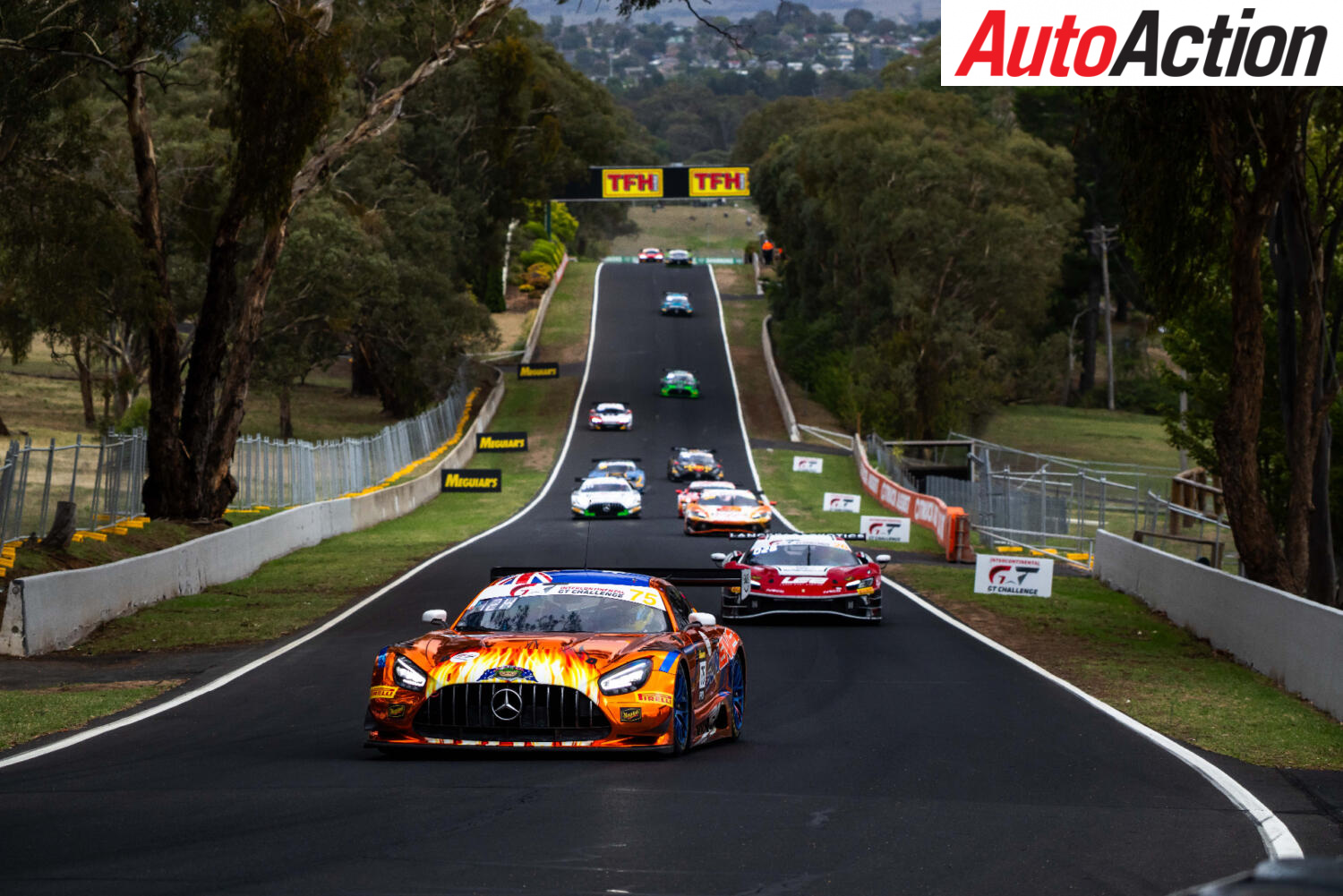 Gounon leads 12 Hour