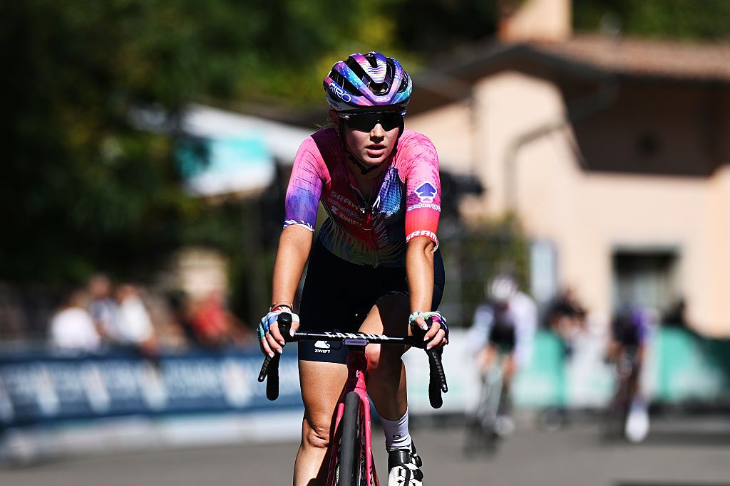 SAN LUCA, ITALY - OCTOBER 04: Neve Bradbury of Australia and Team CANYON//SRAM zondacrypto crosses the finish line during the 12th Giro dell'Emilia Internazionale Donne Elite 2025 a 126.7km one day race from Mirandola to San Luca on October 04, 2025 in San Luca, Italy. (Photo by Dario Belingheri/Getty Images)