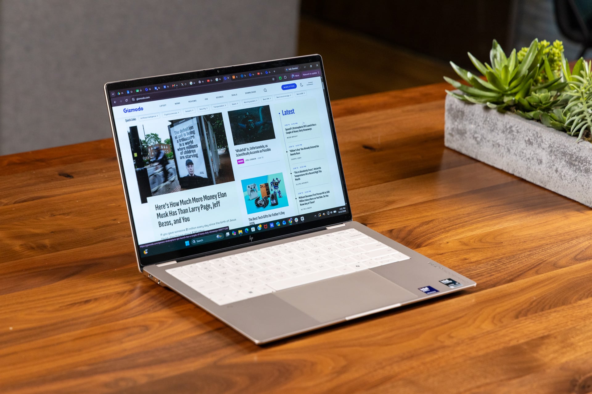 HP OmniBook Ultra 14 Review