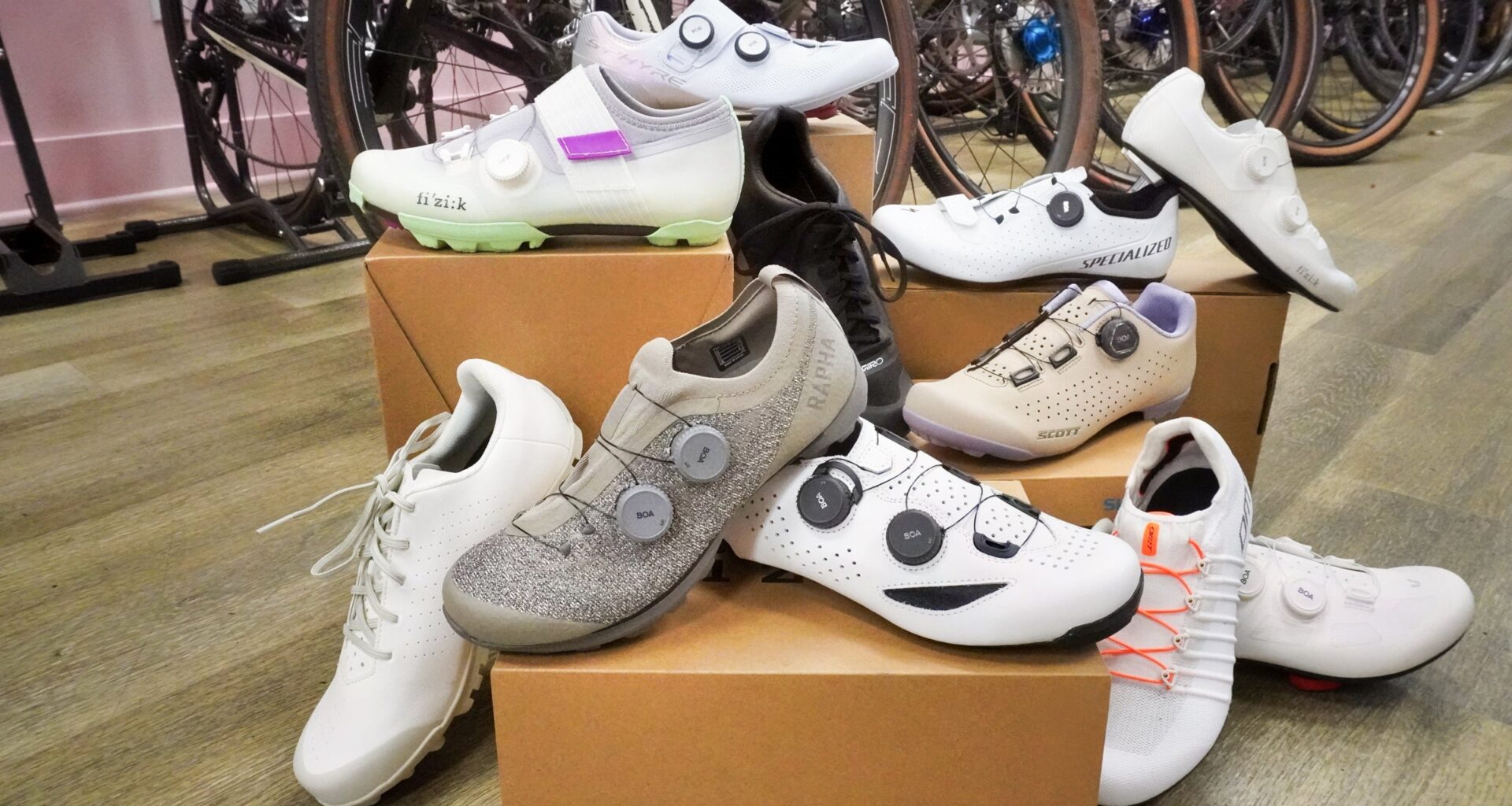 Best women's shoes buyer's guide header