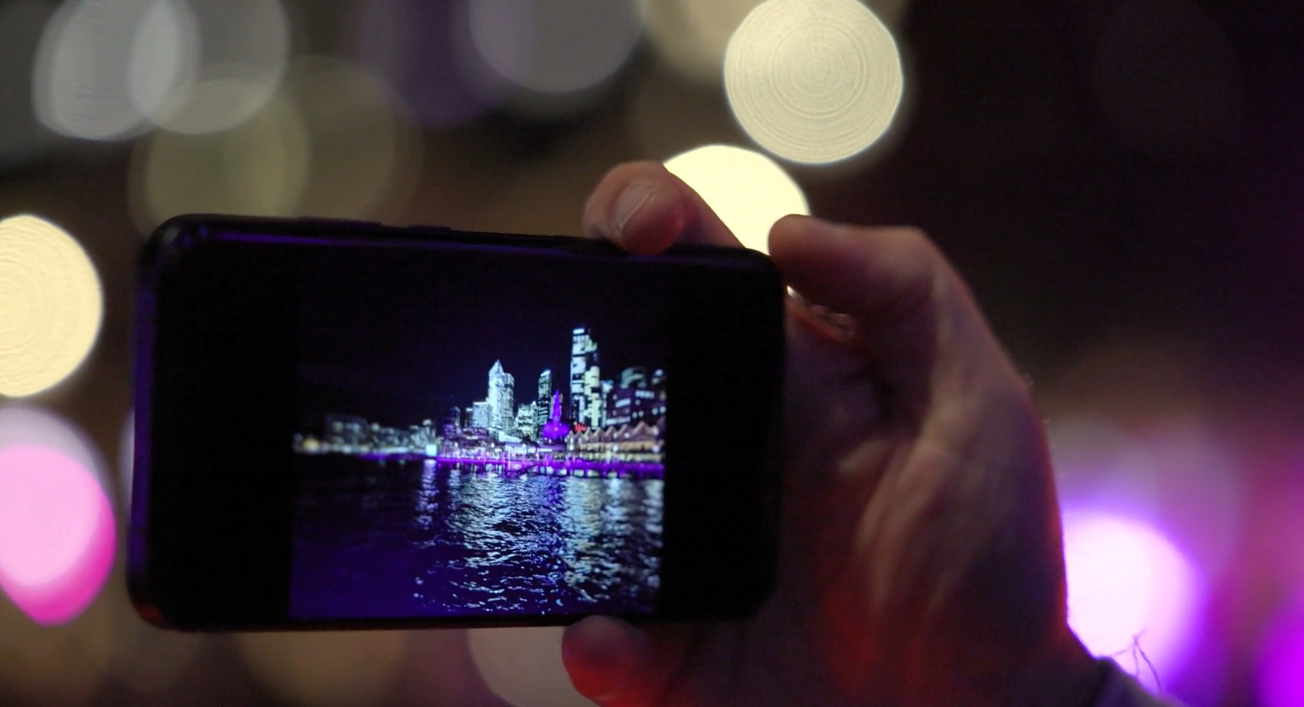 Vivid Sydney Becomes the Perfect Playground for HONOR's Latest Smartphones